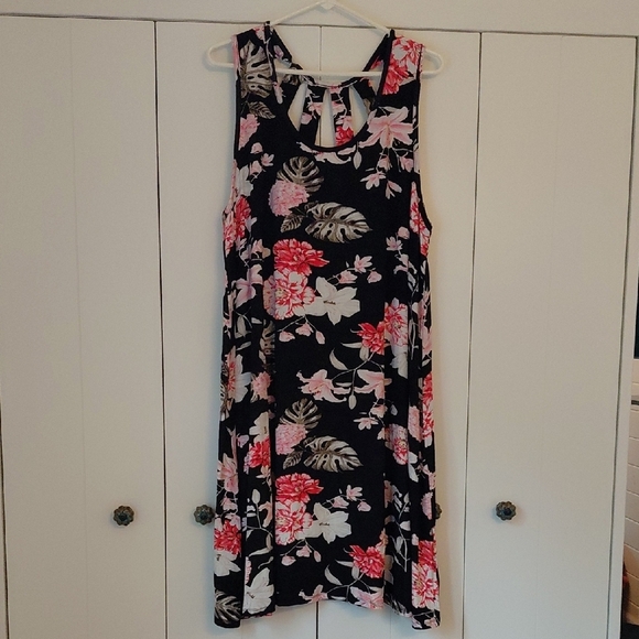 Pink and Cream Sleeveless Scoop Neck Sundress - Picture 1 of 5